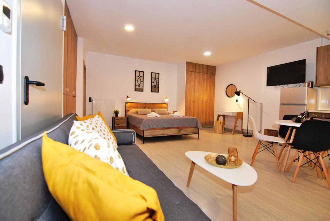 Brand New Cozy Basement Apartment Argostoli  Bagian luar foto