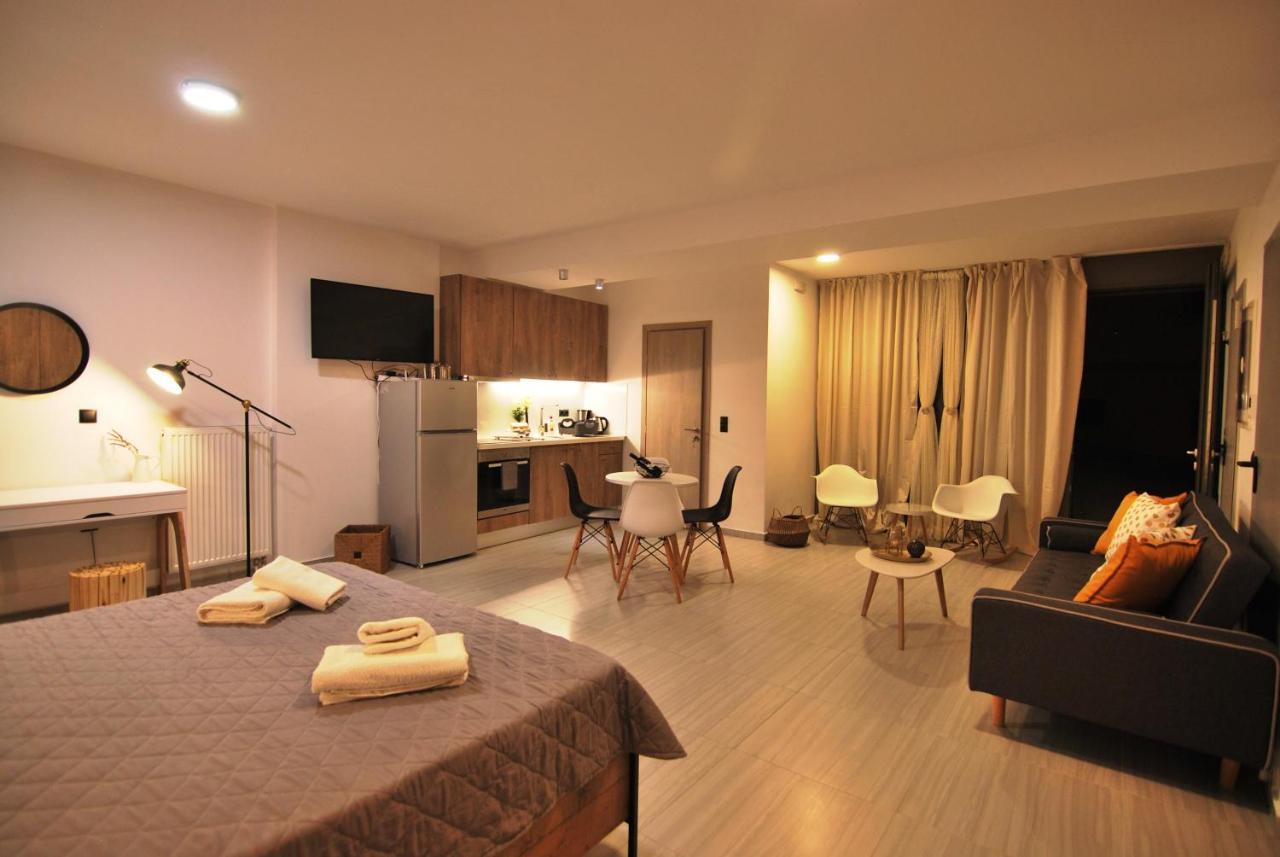 Brand New Cozy Basement Apartment Argostoli  Bagian luar foto